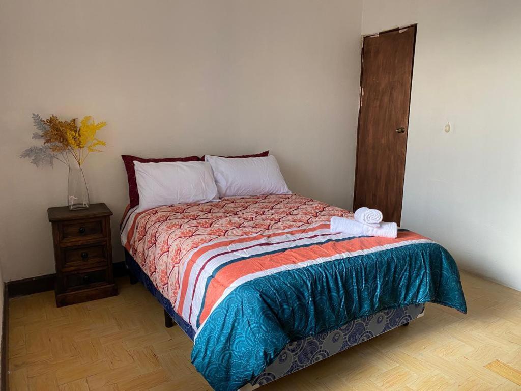 דירות Casa Del Viajero Colonial Guatemala מראה חיצוני תמונה