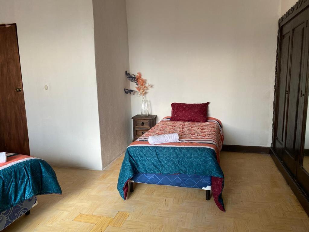 דירות Casa Del Viajero Colonial Guatemala מראה חיצוני תמונה